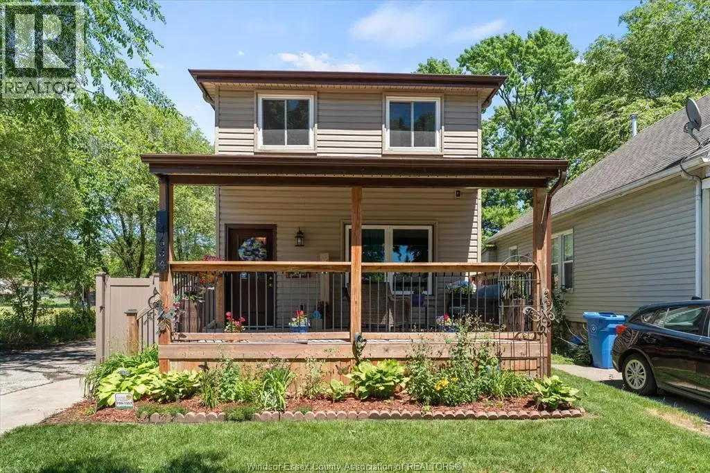 464 Oak, Windsor